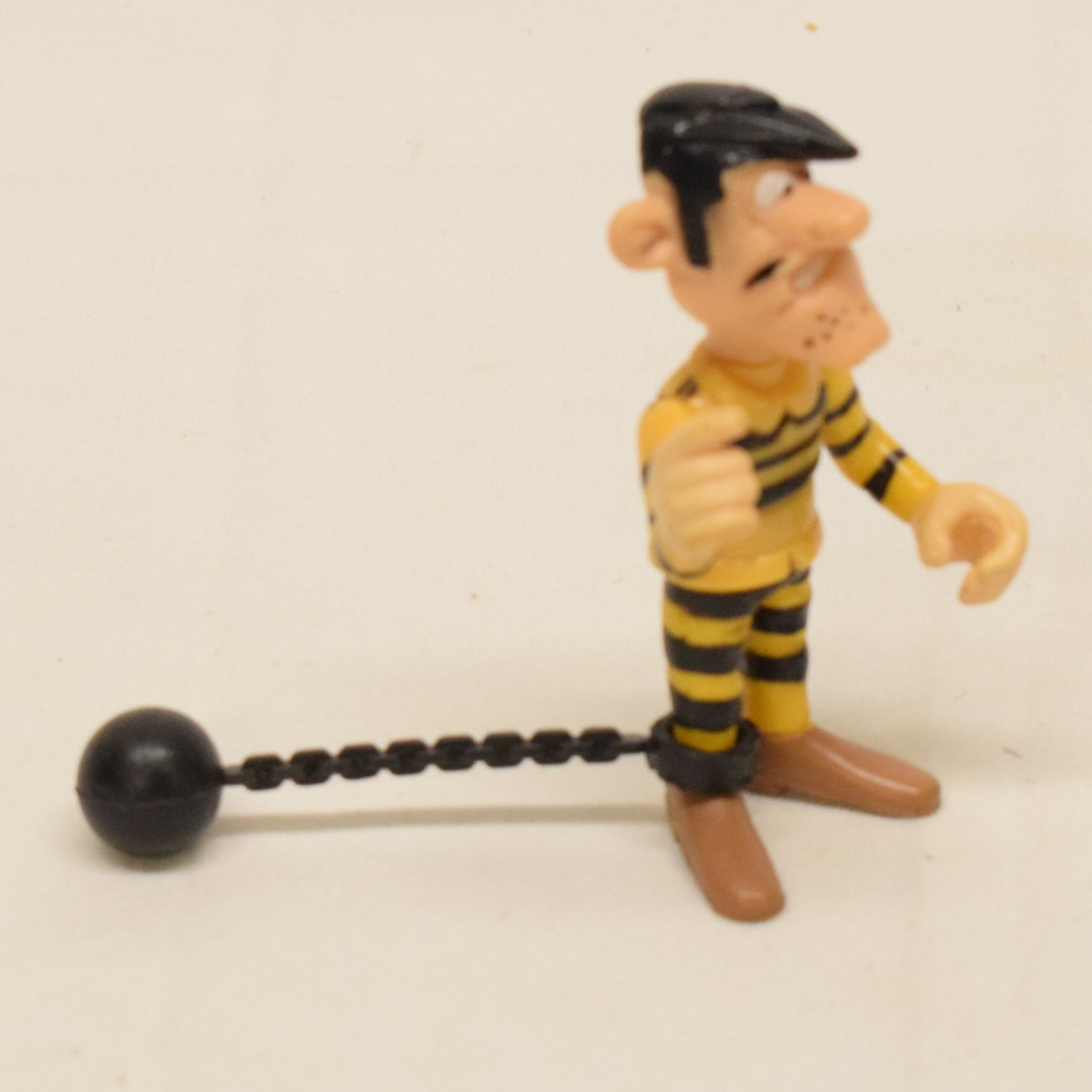 Lot de trois figurines issues de l'univers de Lucky Luke Bon état - Vue 2 - 